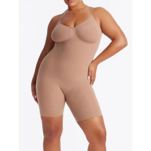 Other - Seamless Nude Full-Body Compression Shapewear Bodysuit